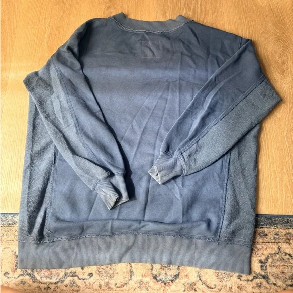 Aerie Vacay Every Day Blue Crewneck - Picture 3 of 6